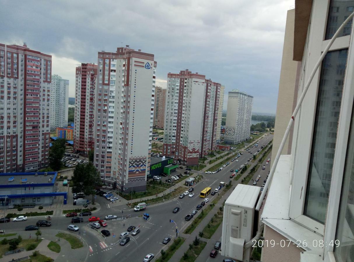 Люкс Апартаменты На Позняках Kiev Exteriör bild