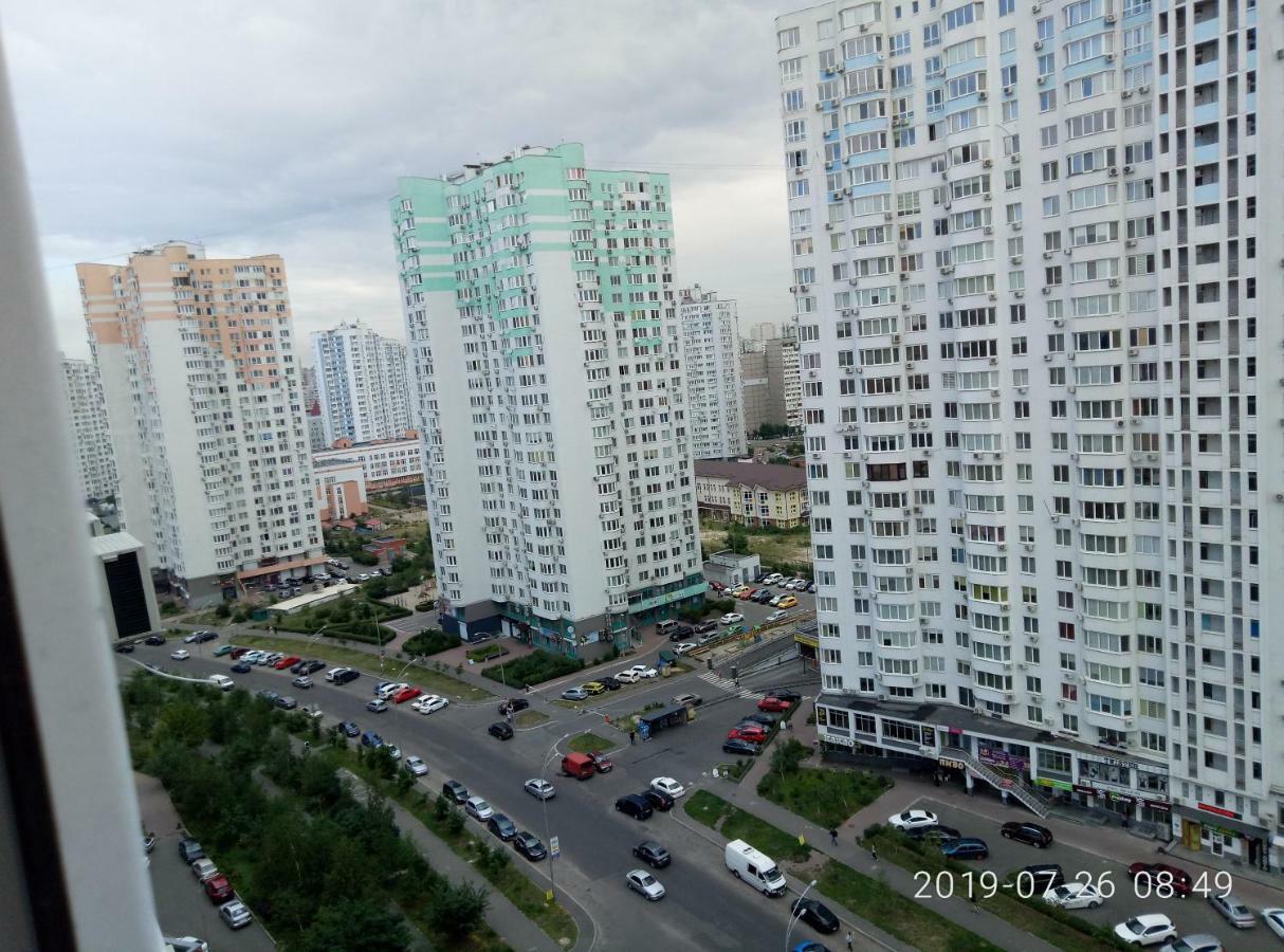 Люкс Апартаменты На Позняках Kiev Exteriör bild